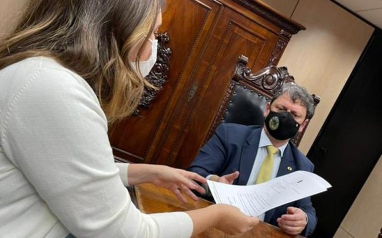 Jó Pereira obtém de ministro da Infraestrutura autorização para importantes obras na região sul