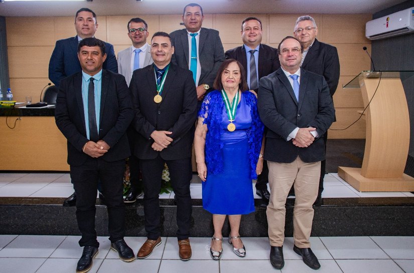 Prefeito Luciano parabeniza a Câmara de Vereadores e destaca trabalho de Salete Amorim e Arestides Minervino