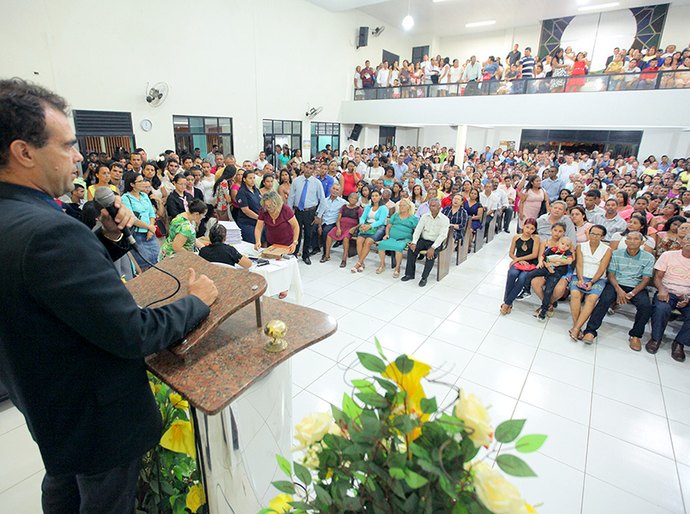 Justiça Itinerante oficializa a união de 331 casais no Benedito Bentes