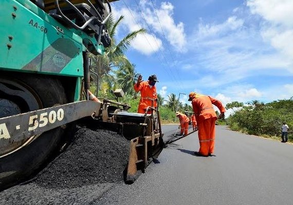 Governo investe na construção e reestruturação da malha rodoviária