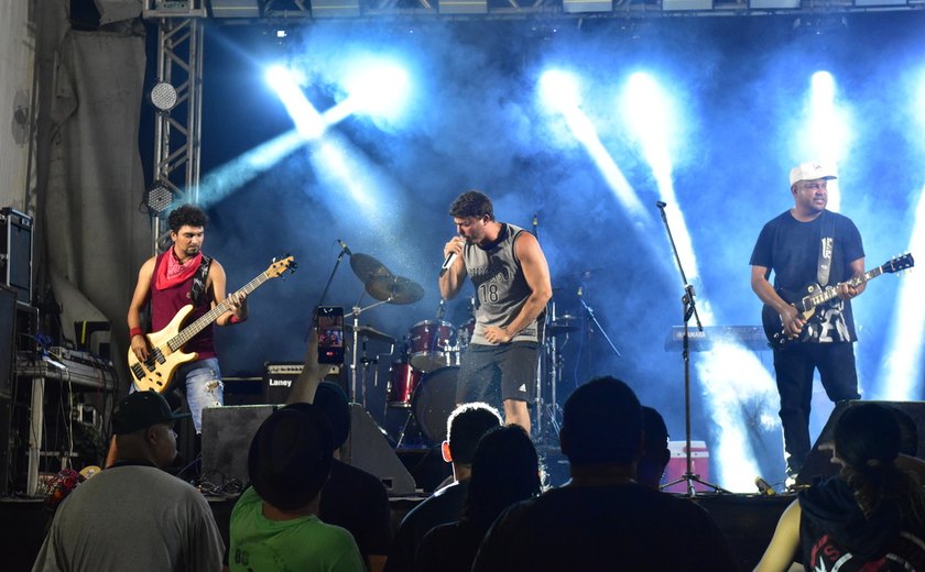 Rock And Roll assume o comando na primeira ressaca carnavalesca em Penedo