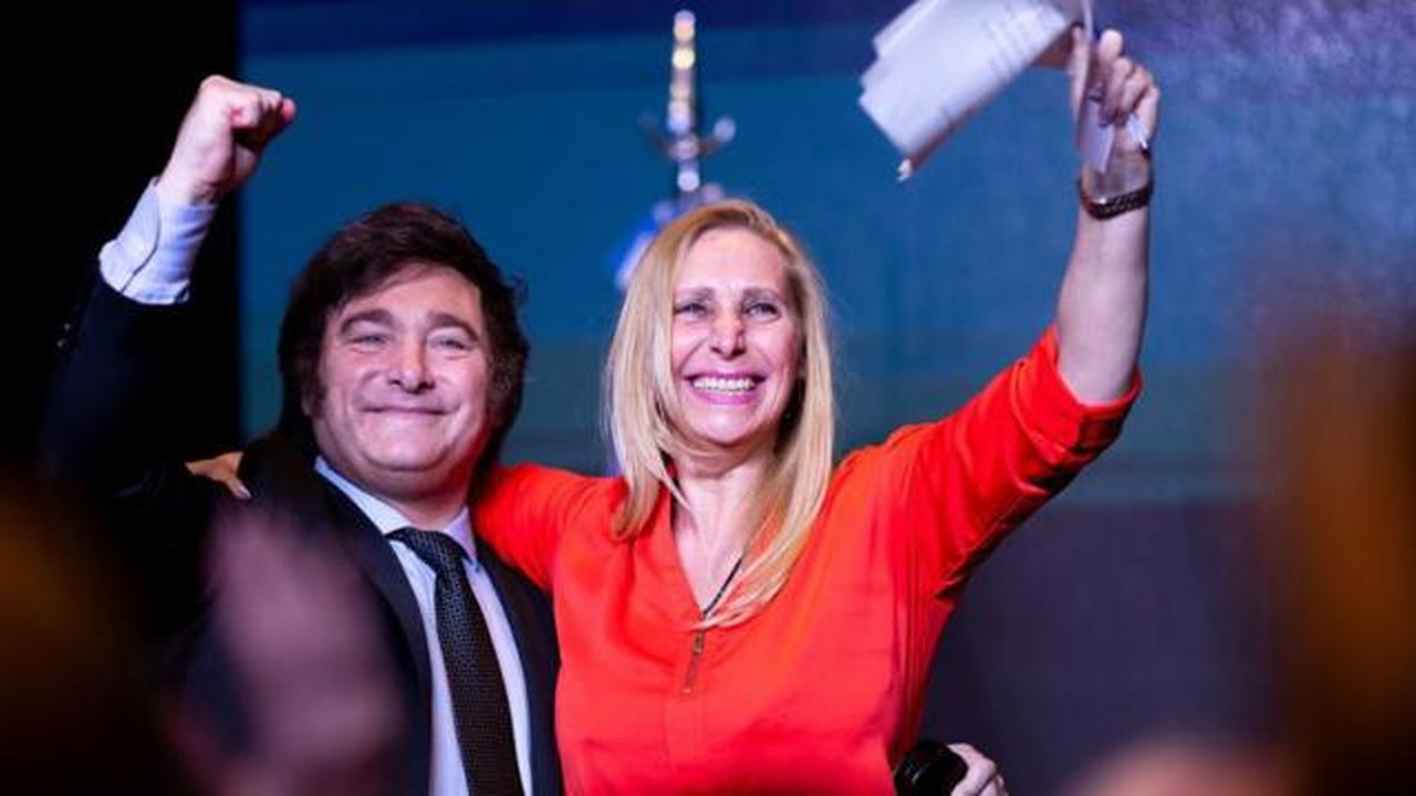 Karina Milei, irmã do presidente da Argentina, é o poder por trás do trono na Casa Rosada