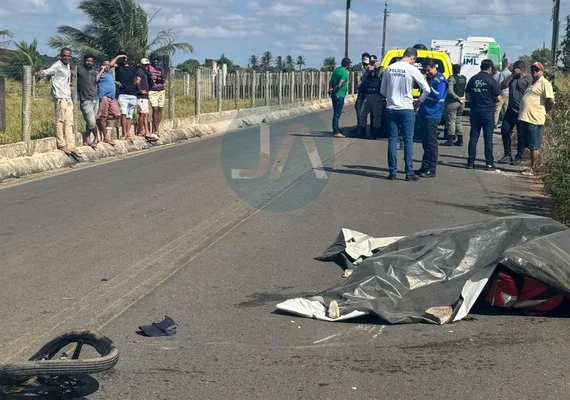 Idoso morre em colisão entre cinquentinha e caminhão na zona rural de Lagoa da Canoa
