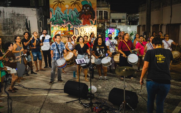 Coletivo Rock Maracatu realiza ensaio aberto nesta segunda (20) no Teatro Deodoro