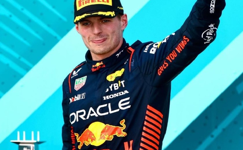 Verstappen festeja prova sem erros e mira o quinto título mundial: 'Podemos estar no topo'