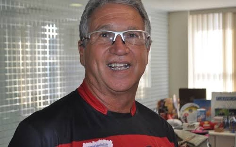 Maceió recebe Rondinelli – o Deus da Raça do Flamengo