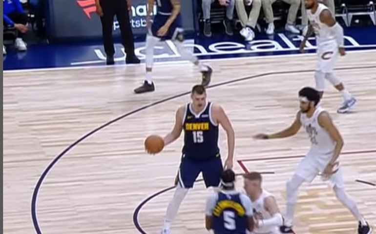 Thunder e Nuggets se garantem nos playoffs da NBA e os Warriors ainda sonham com classificação