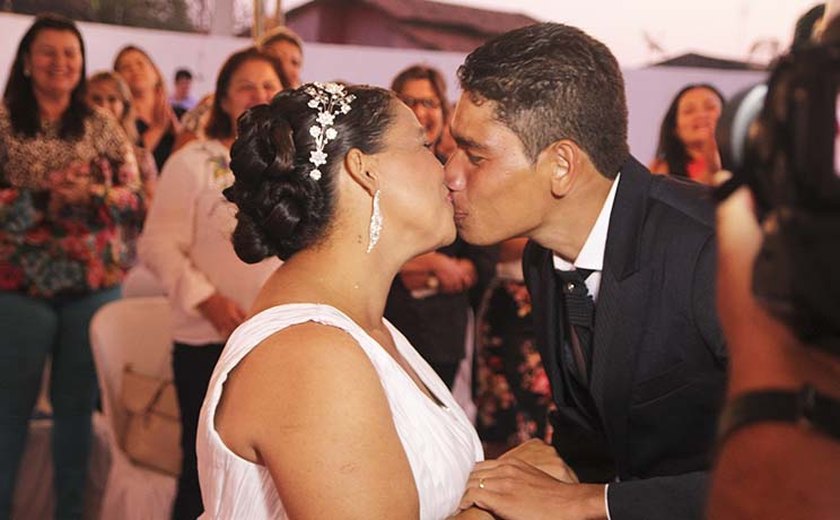 Arapiraca: Centro POP realiza sonho e celebra casamento de moradores de rua