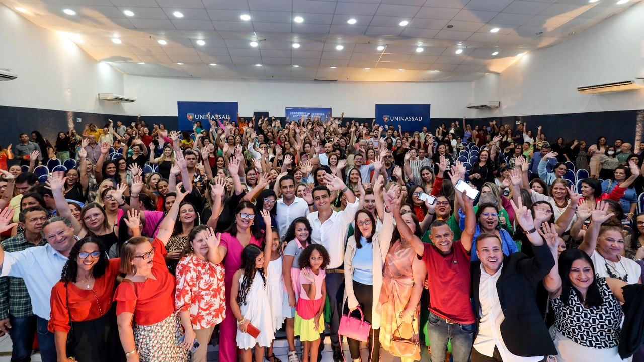 Empossados, diretores e vice-diretores falam de compromisso com a comunidade escolar