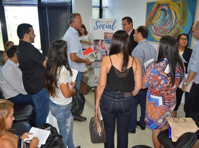Prefeitos recebem dados atualizados e informações sobre programas sociais