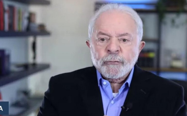 Crescimento precisa ser dividido com trabalhadores, diz Lula