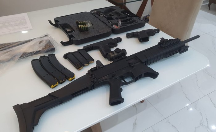 Grupo falsificava documentos para compradores de armas em Alagoas Grupo falsificava documentos para compradores de armas em Alagoas