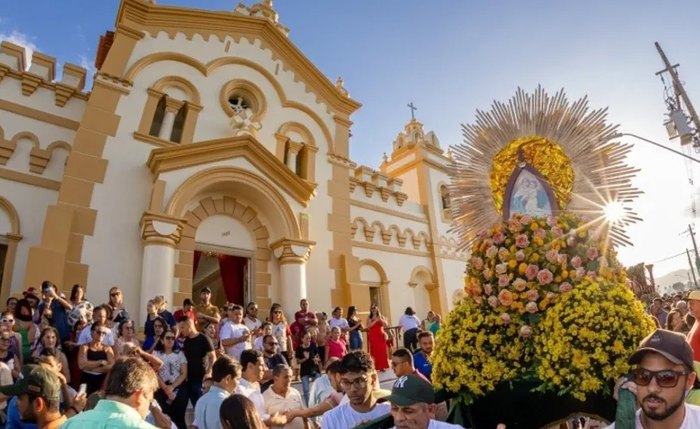 Eventos religiosos e estudantis alteram trânsito em vias de Maceió no fim de semana