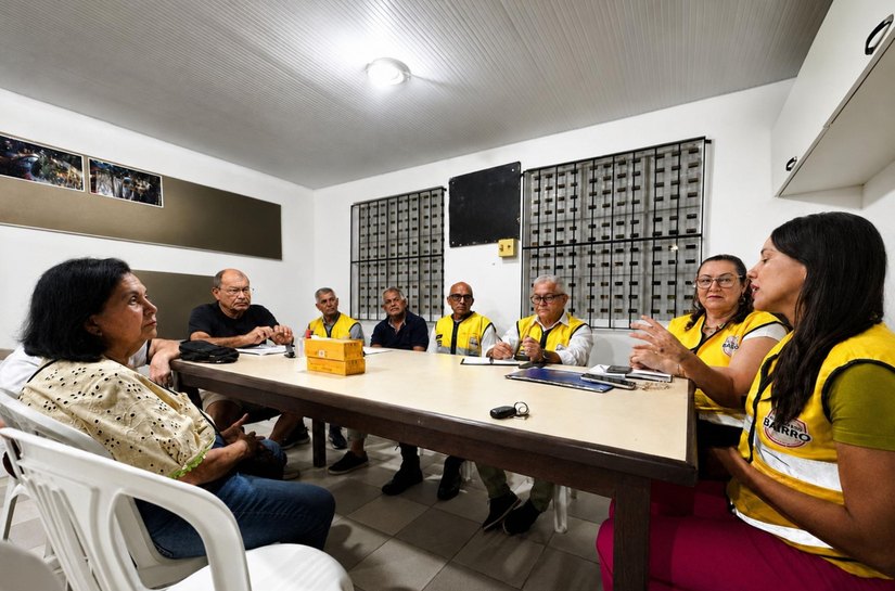 Ronda no Bairro ouve demanda de moradores e comerciantes do Corredor Vera Arruda