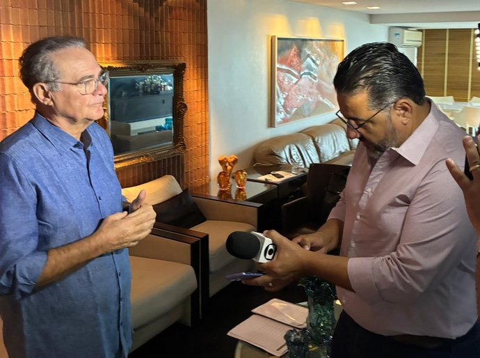 Senador Renan participa de sabatina da TV Asa Branca e apresenta propostas para Alagoas