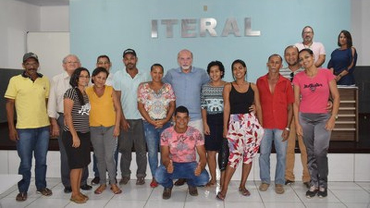 Acampados na Fazenda Santa Helena pedem apoio ao Iteral