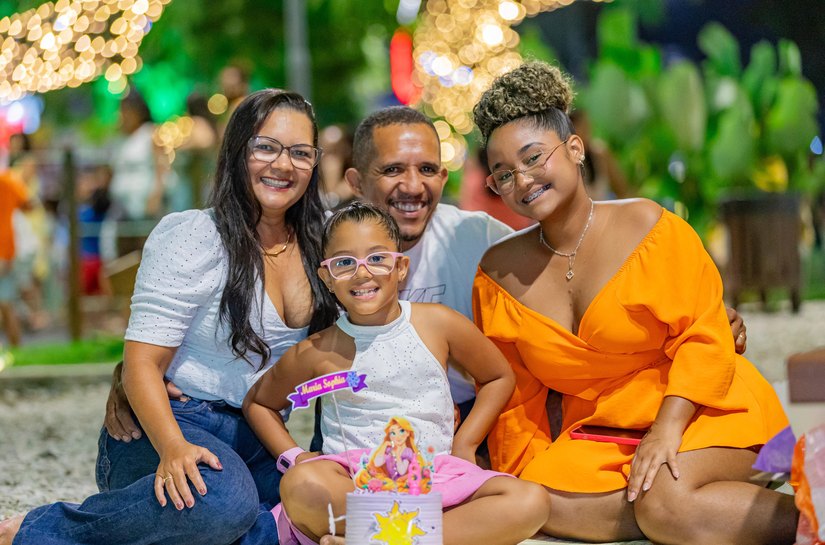 Famílias vão à Vila Encantada para celebrar aniversários e fazer piqueniques