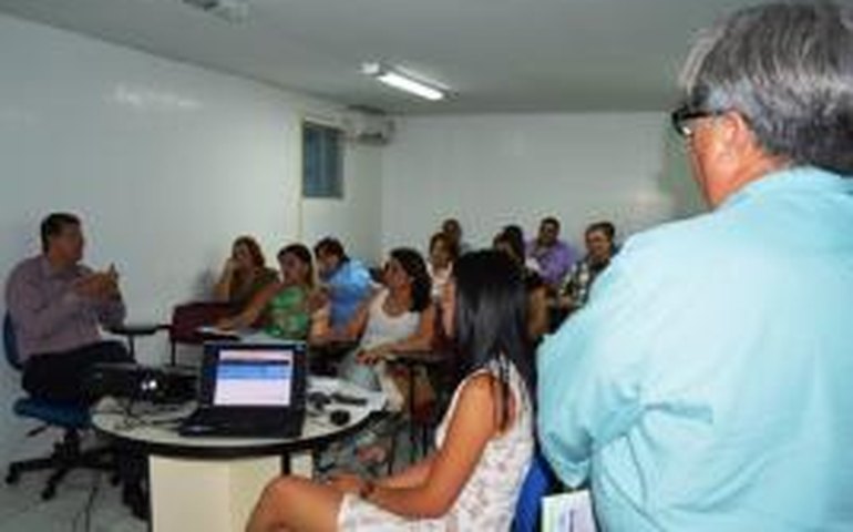 Encontro de gestores avalia ações e metas da saúde