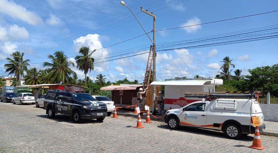 Oito bares com ligações clandestinas de energia elétrica são identificados na Barra dos Coqueiros / Foto: Foto: Energisa/Divulgação