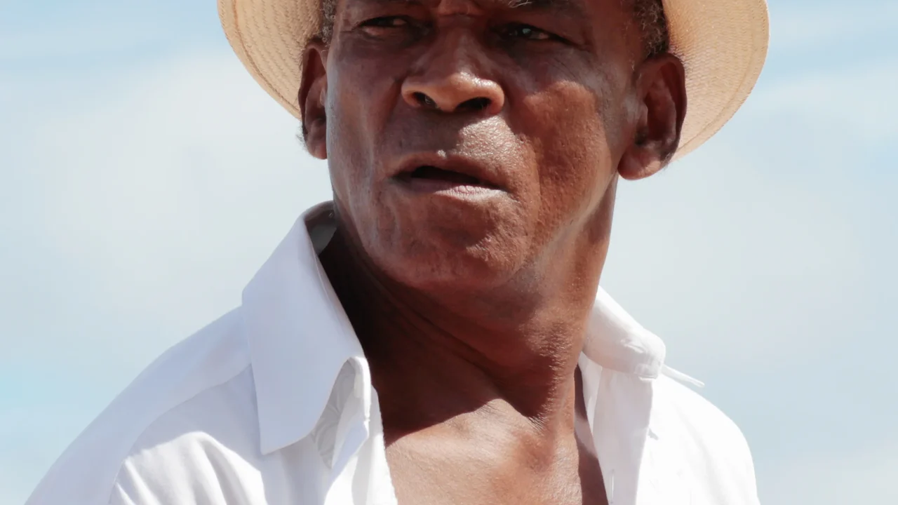 Antônio Pitanga é homenageado em gala do Globo de Ouro no Rio: 'Cinema foi meu passaporte para virar cidadão'