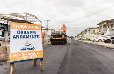 Maceió Tem Pressa intensifica ações e ruas de Santa Lúcia são asfaltadas