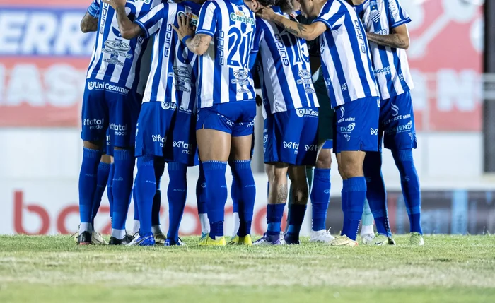 Time do CSA em partida na atual temporada