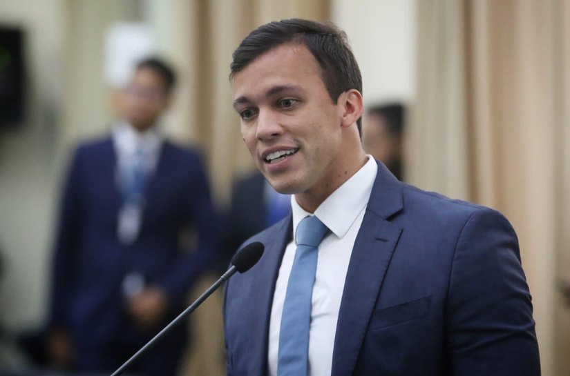 PL que garante prioridade de contratação de mulheres vítimas de violência do Deputado Leonam é aprovado