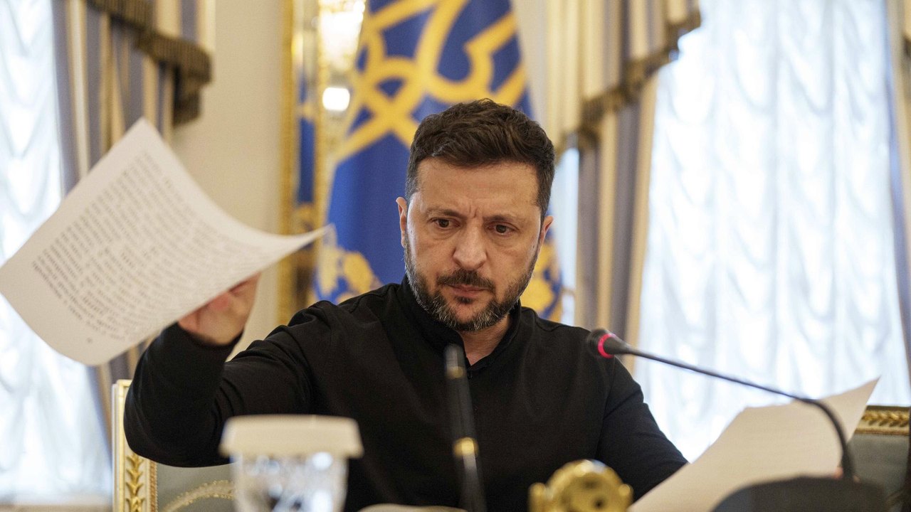 Ajuda financeira do Ocidente a Kiev é alvo de corrupção, afirma analista