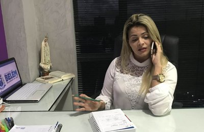 Prefeita Paula Santa Rosa de Belém reduz salários e demite para tentar equilibrar o município