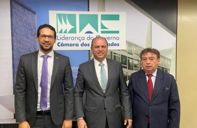 CNM debate pauta prioritária com líder do governo no Congresso