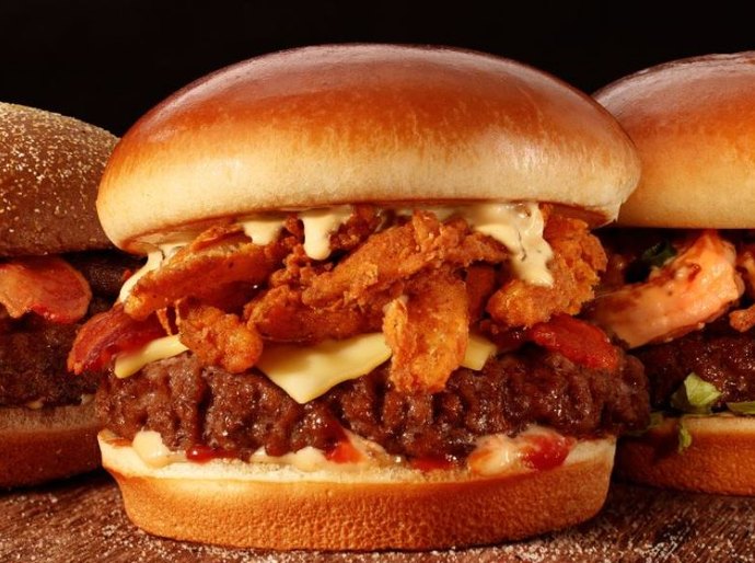 Outback lança Festival de Burgers com sabores exclusivos da marca