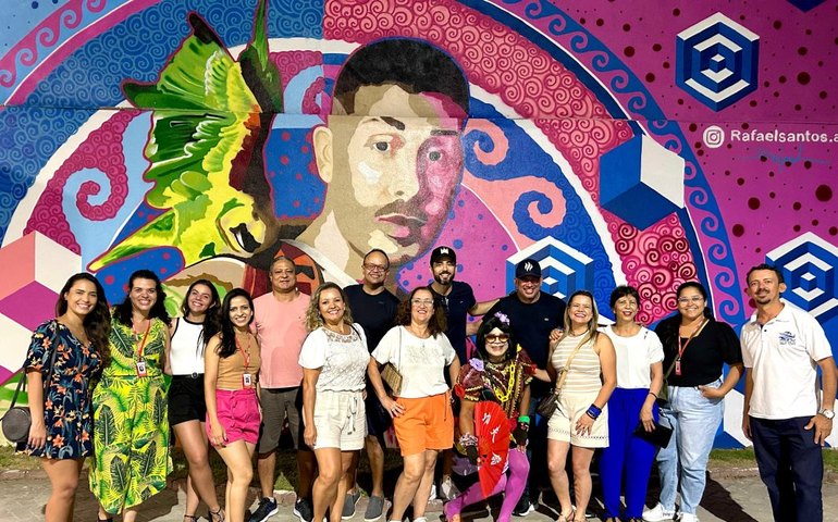 Agentes de viagem de Minas Gerais conhecem Destino Penedo em famtour