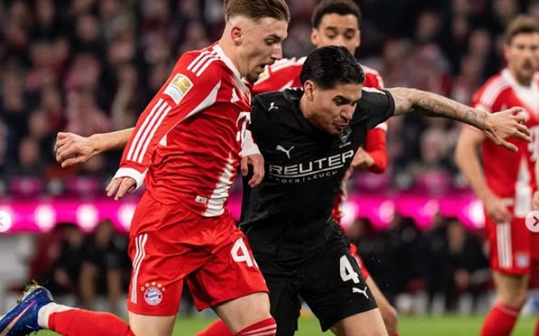 Bayern goleia Mönchengladbach e amplia vantagem mesmo sem Kane