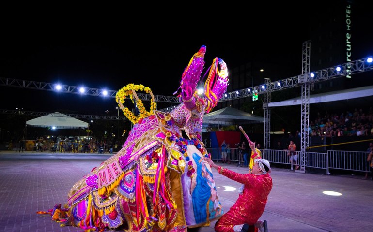 6º Festival Alagoano de Bumba Meu Boi reúne mais de 30 grupos no Estádio Rei Pelé