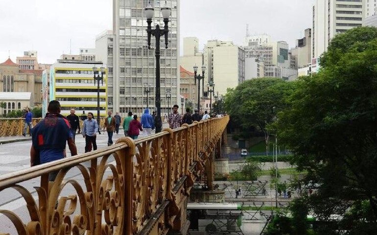 Em dois anos, 17,4 milhões de brasileiros deixam a pobreza e ingressam nas classes A, B e C