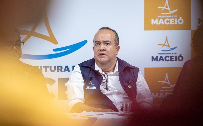 Prefeitura esclarece sobre auxílio emergencial para vítimas das chuvas