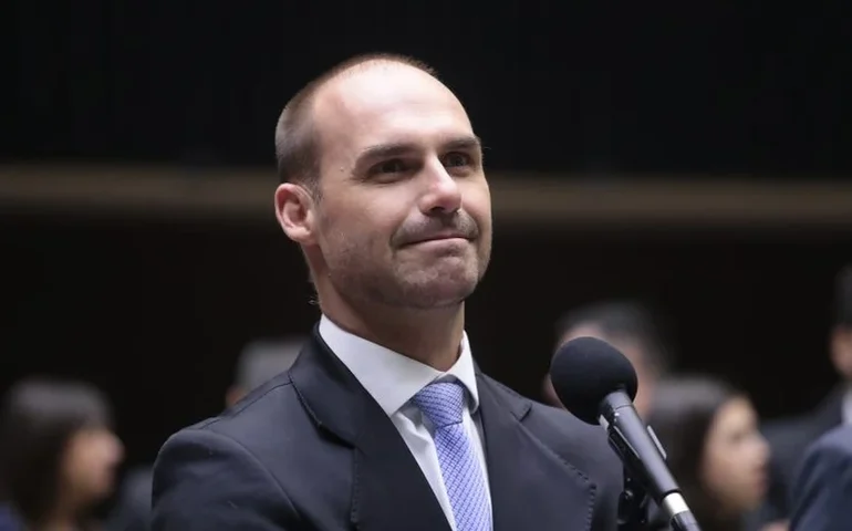 Eduardo Bolsonaro defende Wajngarten e diz que demissão do PL foi 'confusa'