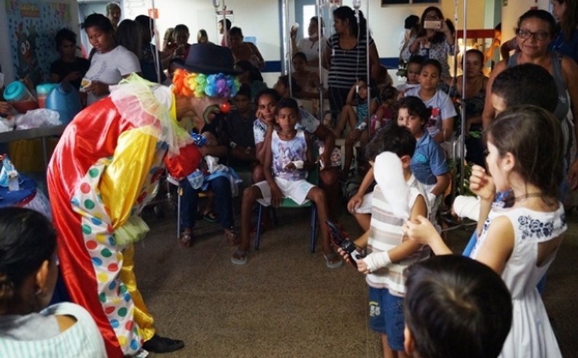 Festa e presentes marcam Dia das Crianças na Pediatria do Hospital Geral
