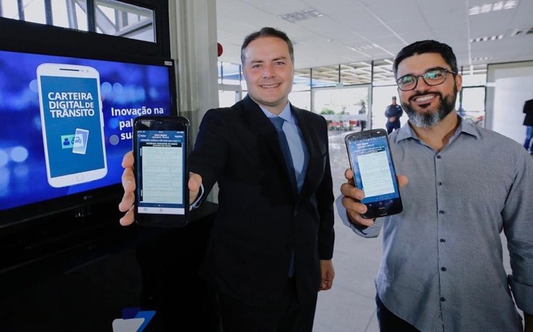 Detran orienta sobre novas regras de emissão do CRLV, que não terá versão impressa