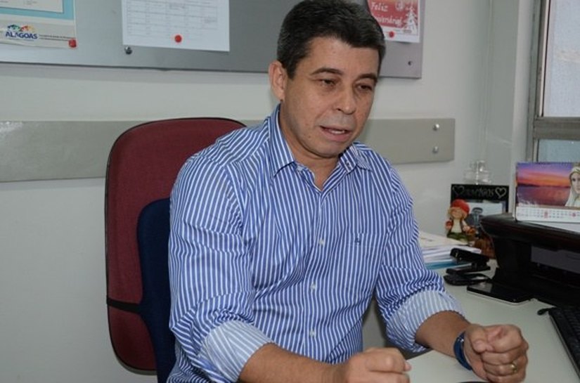 Sesau promove aula inaugural de cursos de especialização em gestão do trabalho