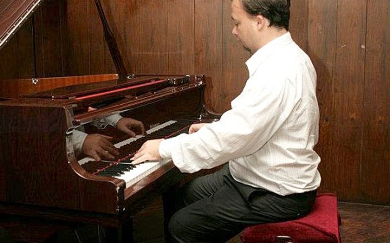 Recital de piano no Teatro Deodoro celebra obras de Bach, Franck e Villa-Lobos