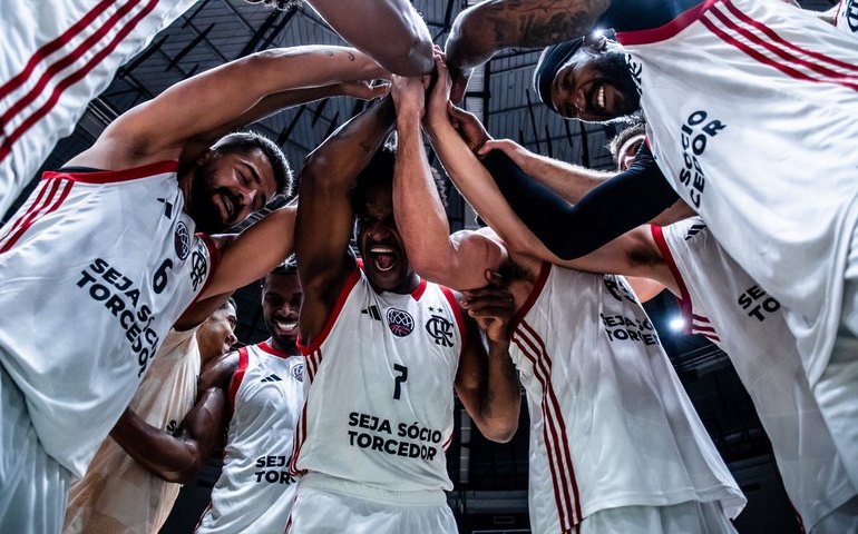 Invictos, Flamengo e Minas avançam às quartas da Champions