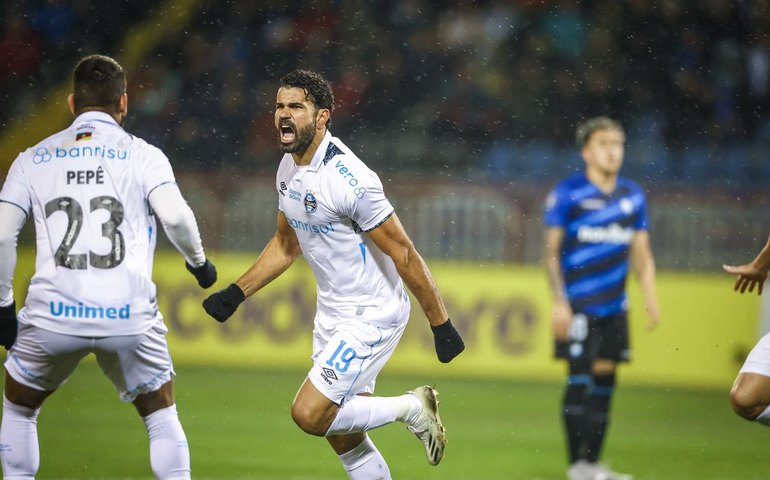Grêmio venceu o Huachipato e garante vaga nas oitavas da Libertadores