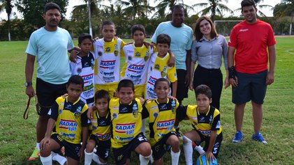 Escolinha de Futebol em Arapiraca tem patrocínio do Grupo Coringa