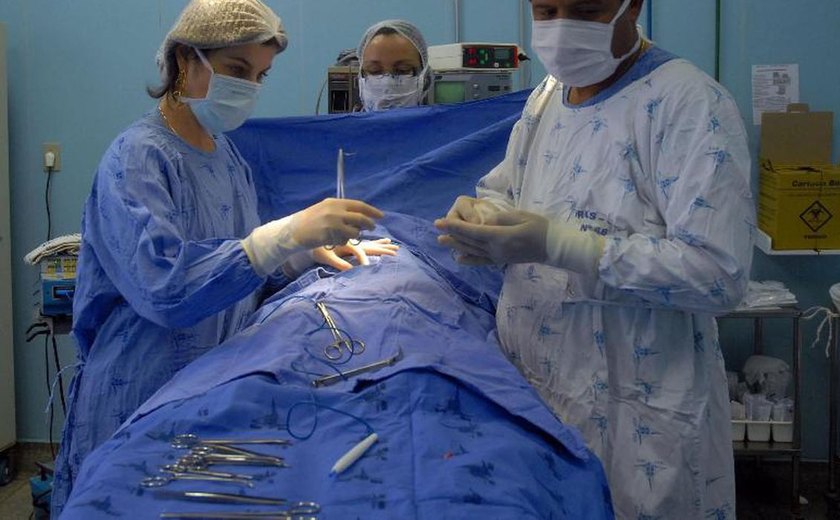 Entra em vigor lei que muda regras para laqueadura e vasectomia