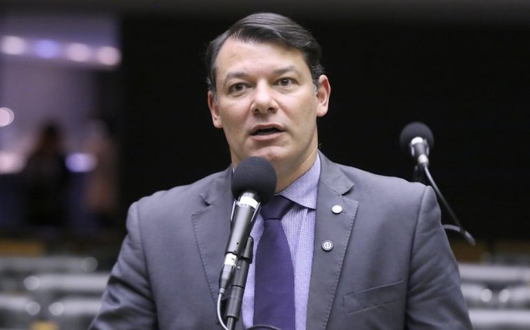 Comissão de Constituição e Justiça aprova proposta que dá prazo de validade a testamento de emergência