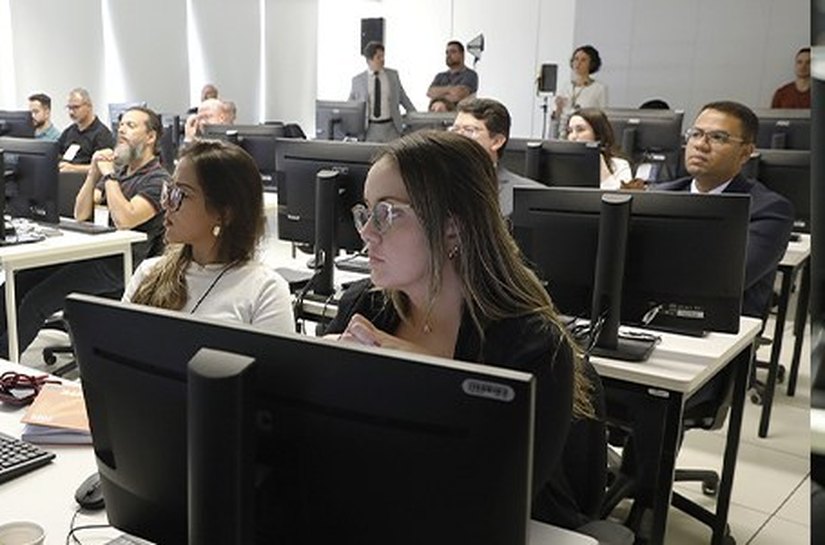 TSE promove treinamento para partidos sobre novos sistemas de candidaturas e contas