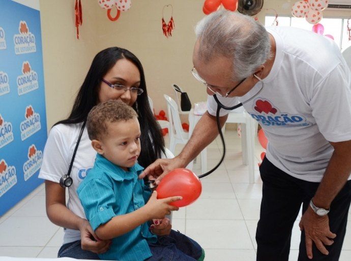 Programa Coração de Estudante avalia 200 crianças deodorenses
