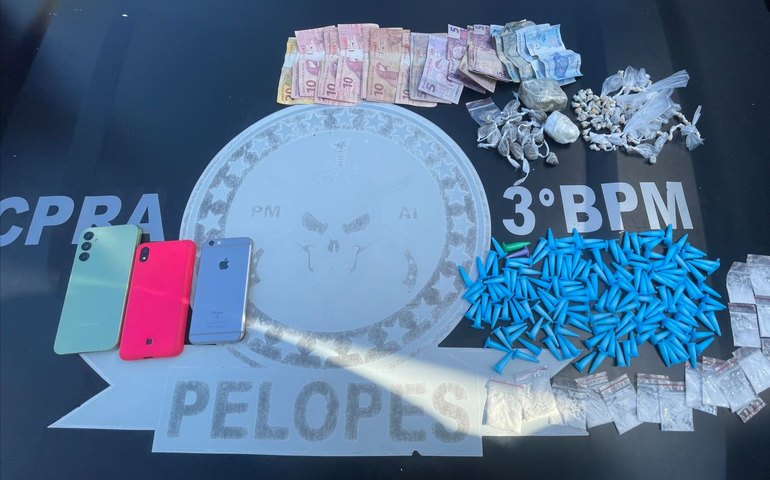 Pelopes prende homem por tráfico de drogas no bairro Canafístula, em Arapiraca