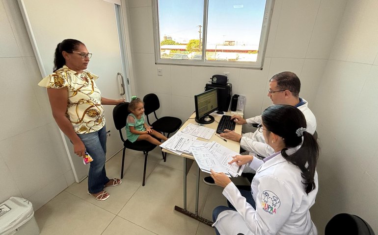 Geneticista do Hospital da Criança de Alagoas esclarece mitos e verdades sobre a Síndrome de Down